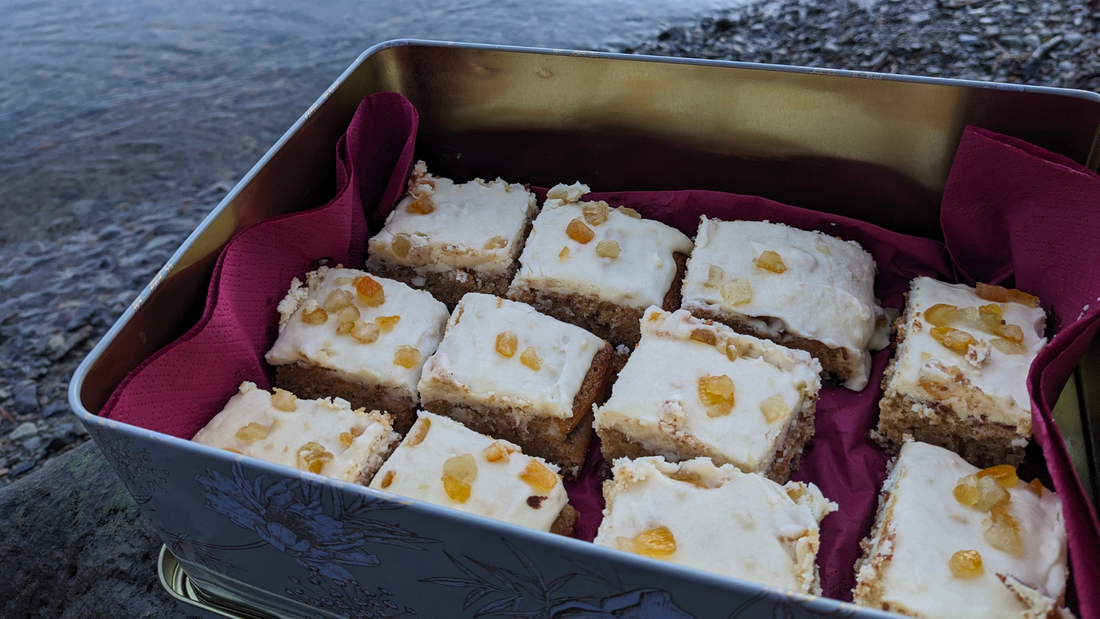 Mince Pie Tray Bake