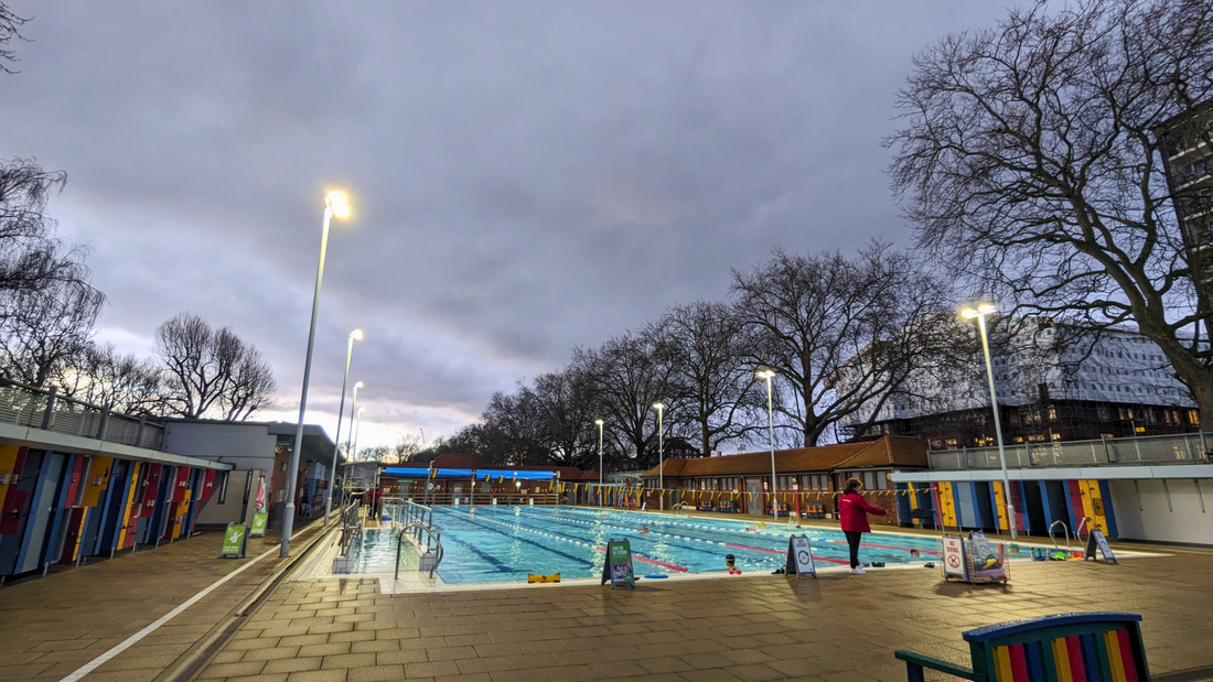 Mini London Lido Tour