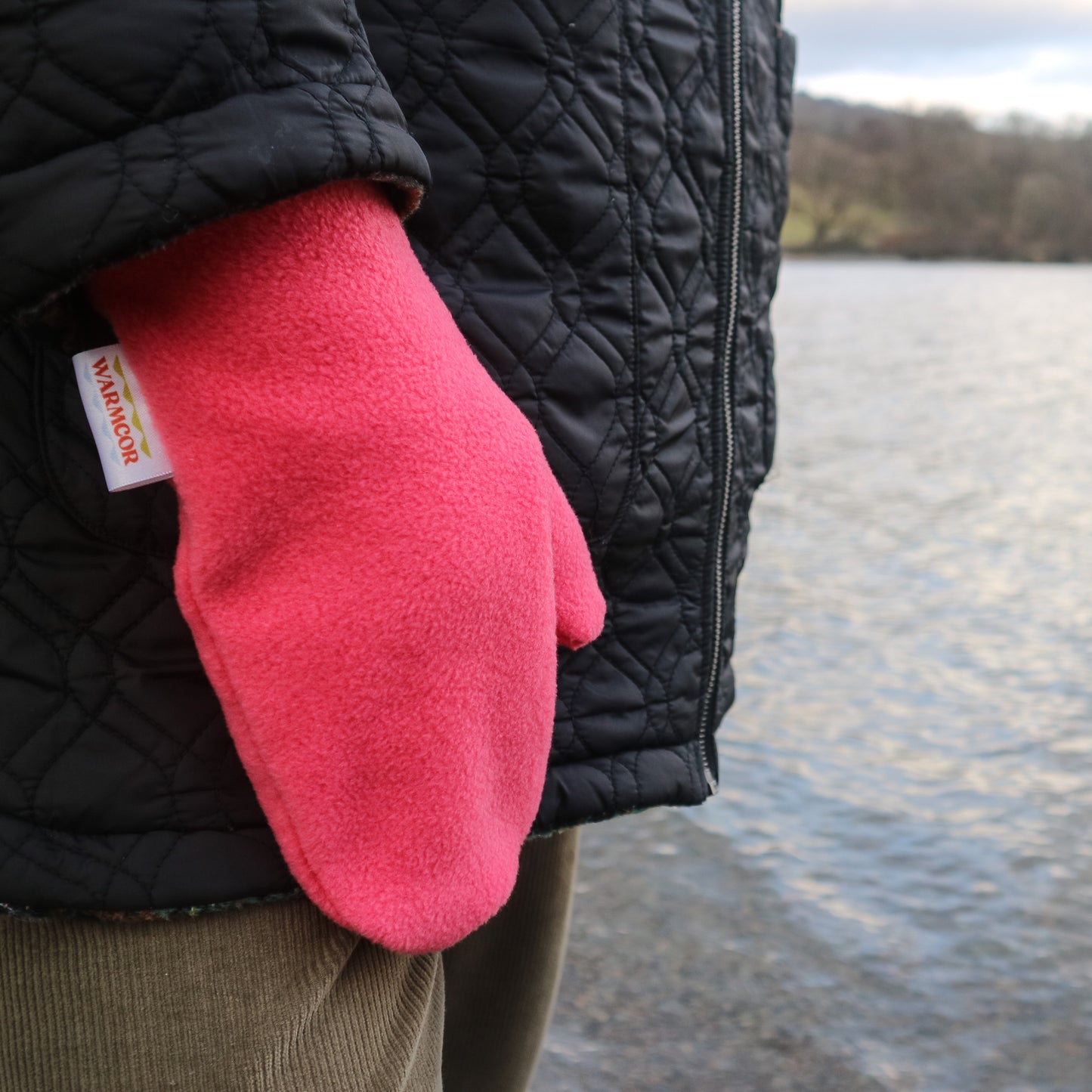 Fleece Mittens - Coral