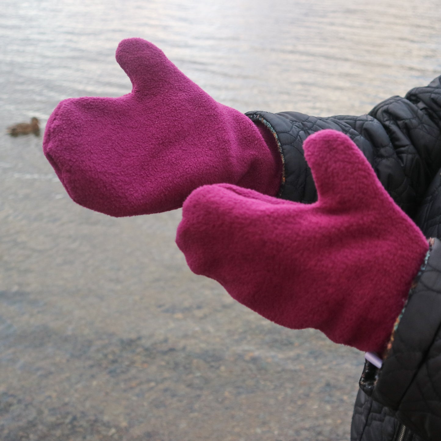 Fleece Mittens - Plum